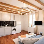 Elegant Property - Eiffel Tower & Invalides